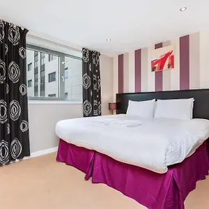 Hot-el-apartments Waterfront **** Edinburgh