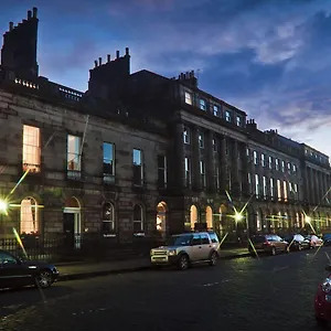 Adria House *** Edinburgh